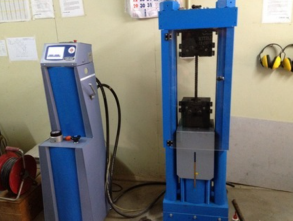 Universal Testing Machine for Steel Products